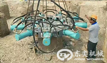 破拆灌注樁預制樁現(xiàn)場 BYMK180S液壓破樁機